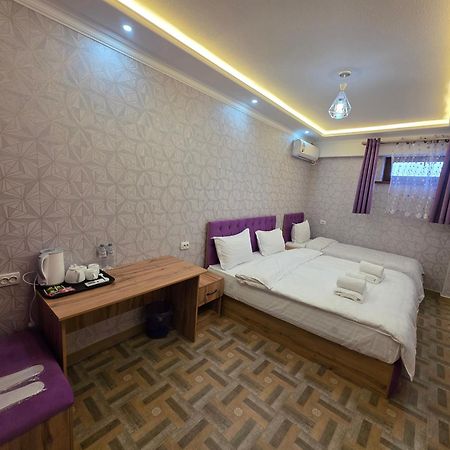 Samarkand Imron Hotel Exterior photo
