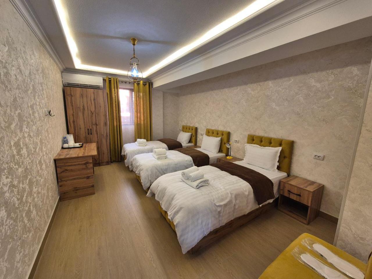 Samarkand Imron Hotel Exterior photo