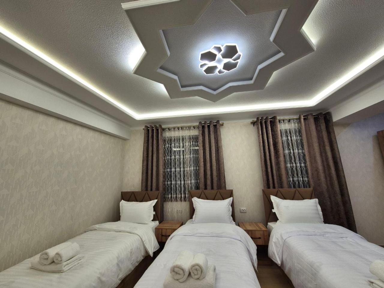 Samarkand Imron Hotel Exterior photo