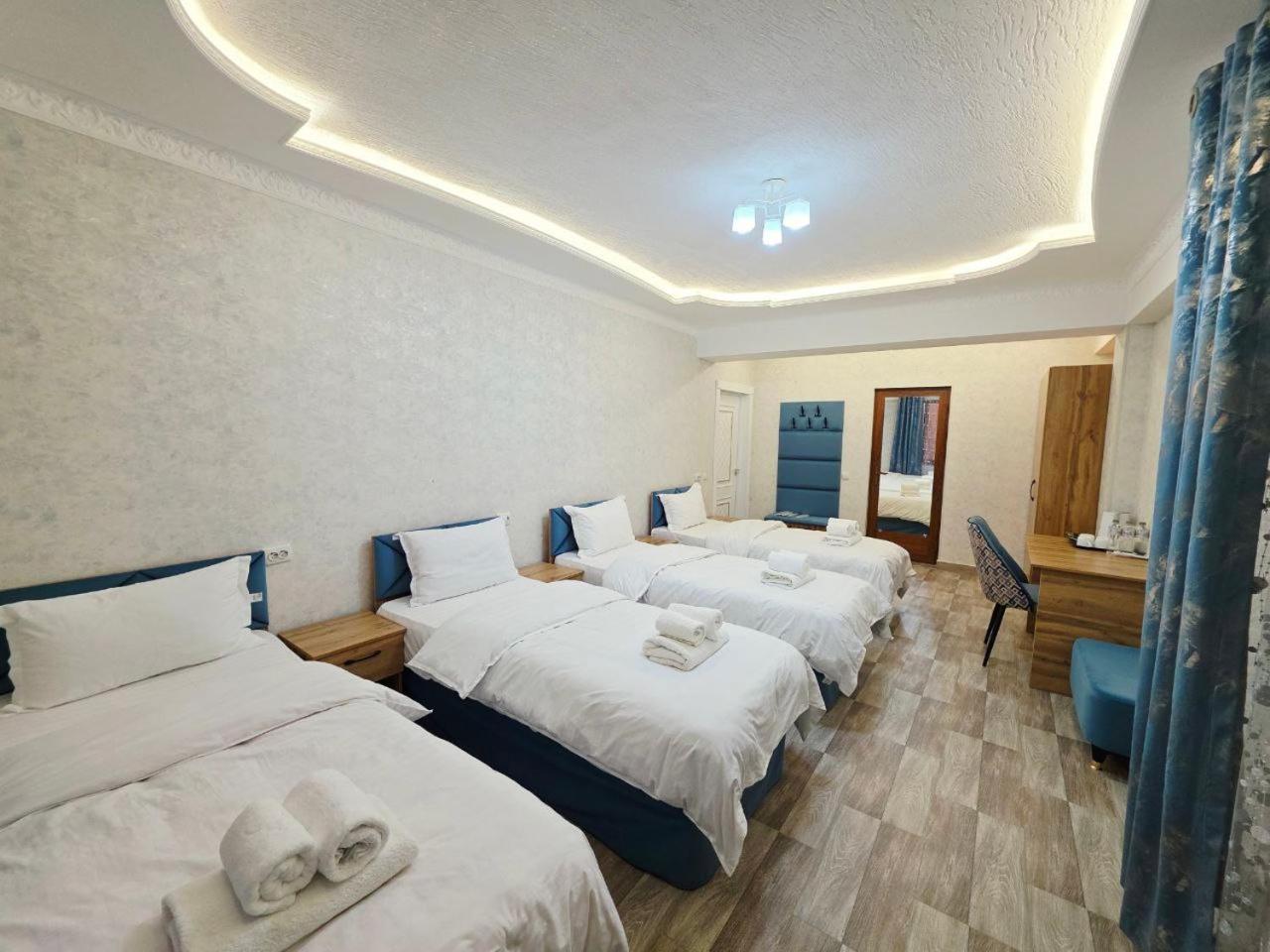 Samarkand Imron Hotel Exterior photo