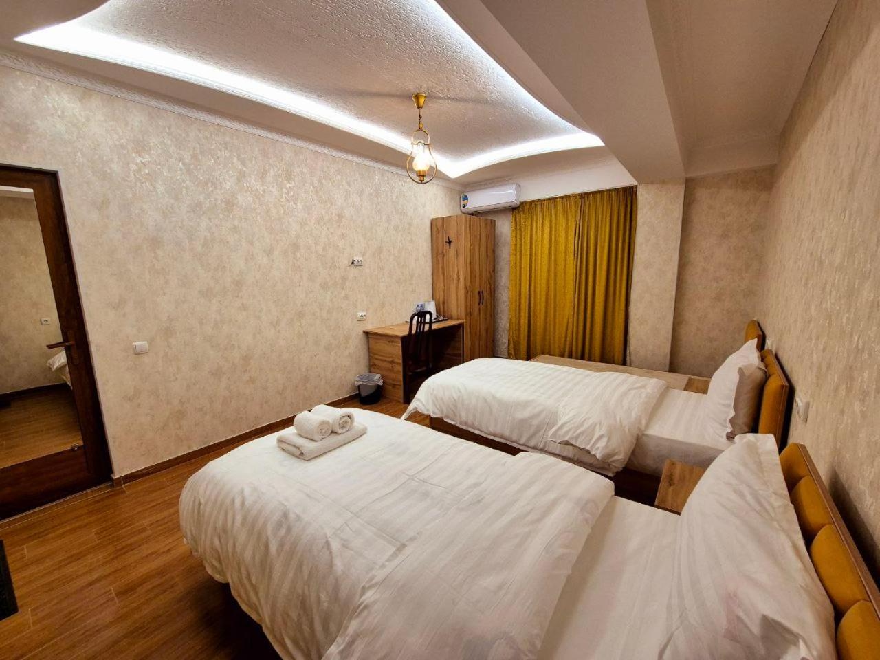 Samarkand Imron Hotel Exterior photo